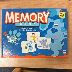 Blue and White Memory Card Game for Concentration
